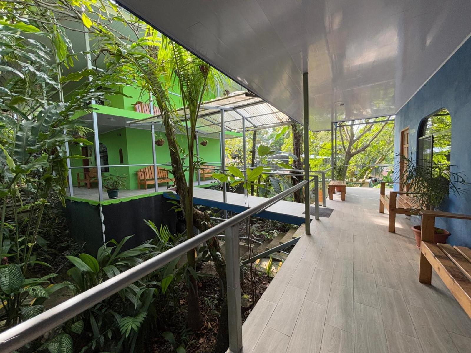 Peace Of Paradise Hotel