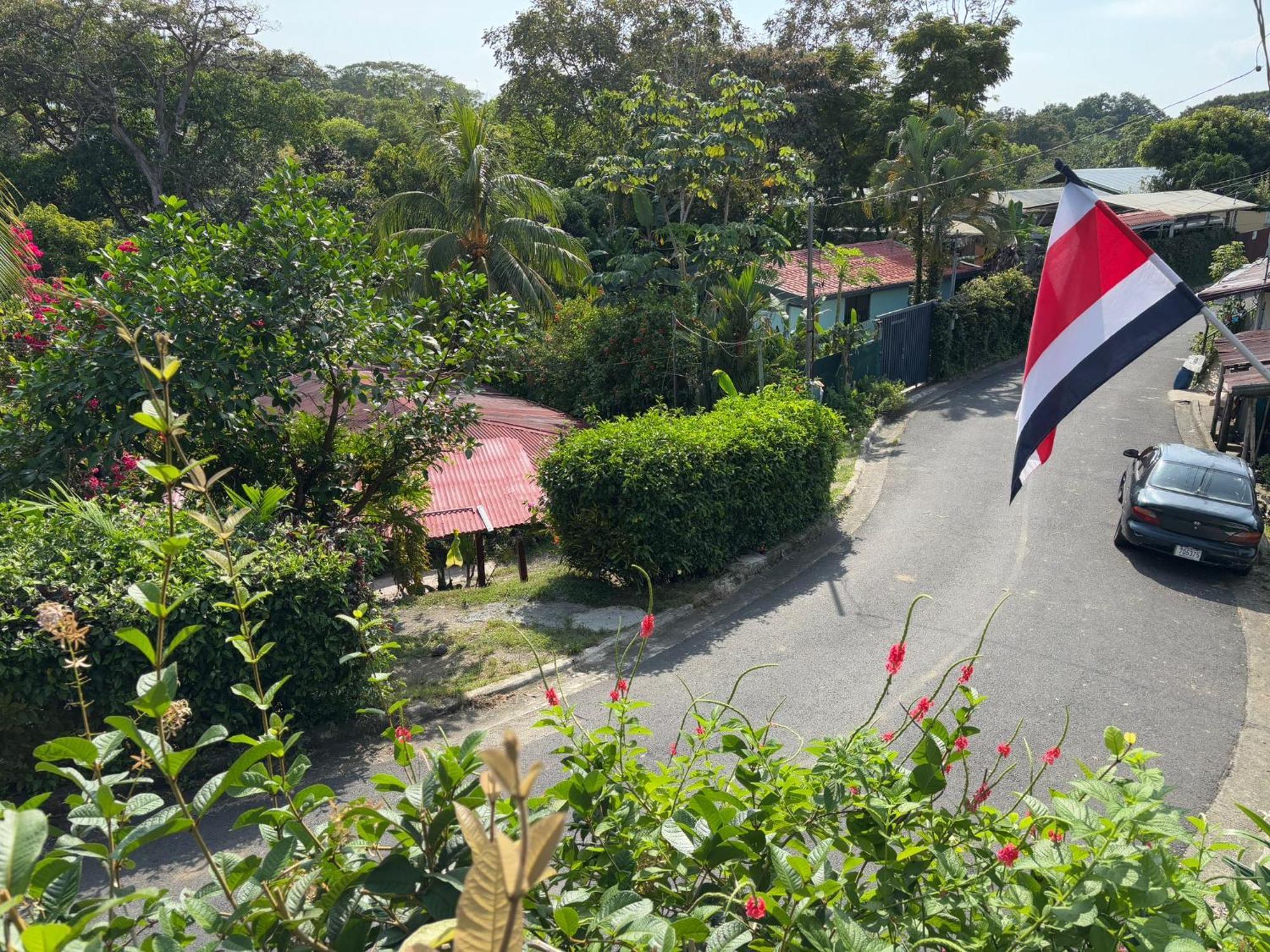 Peace Of Paradise Hotel 2*