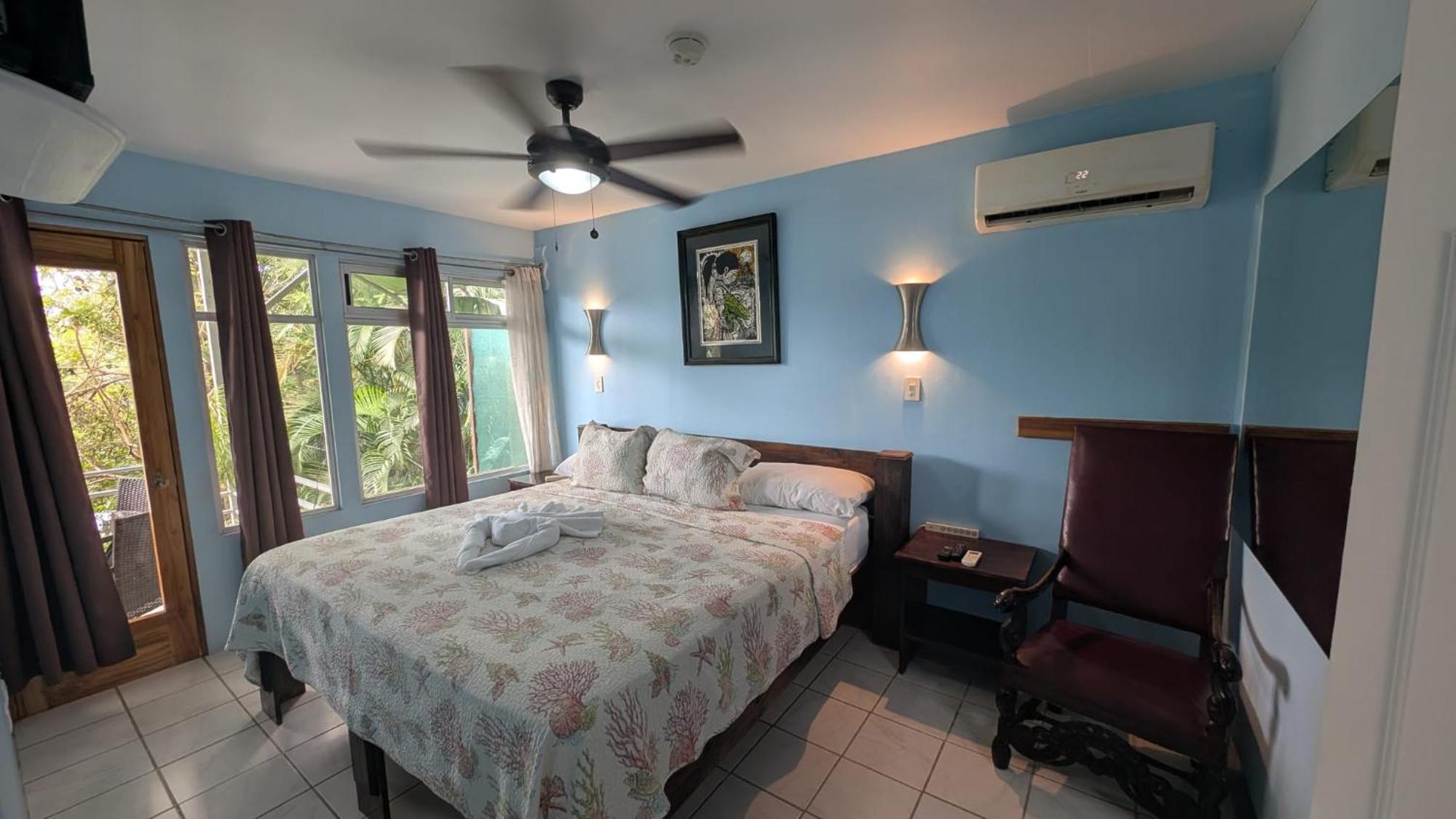 Peace Of Paradise Hotel